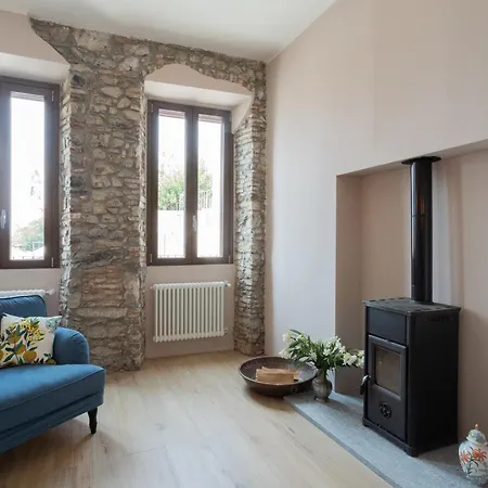 Villa Castravalva By Rent Mezzegra