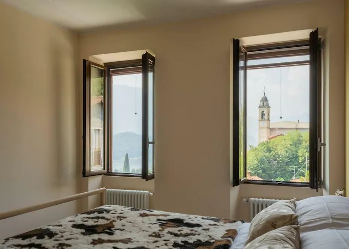 Villa Castravalva By Rent Mezzegra